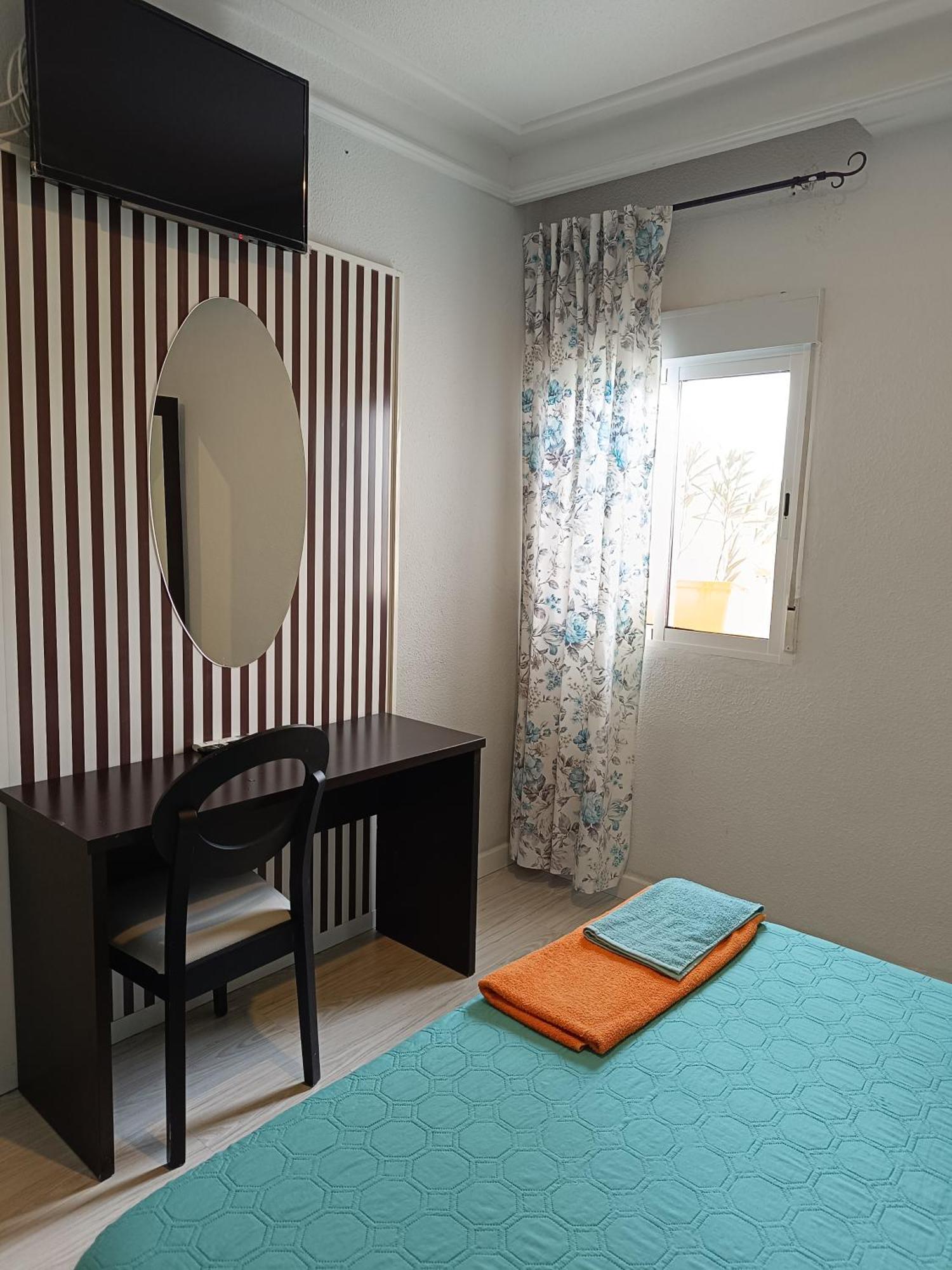 Hostal Fuente Del Pino Jumilla Bagian luar foto