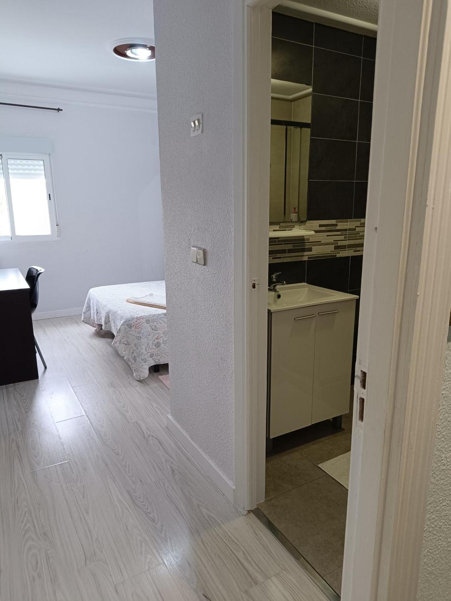 Hostal Fuente Del Pino Jumilla Bagian luar foto